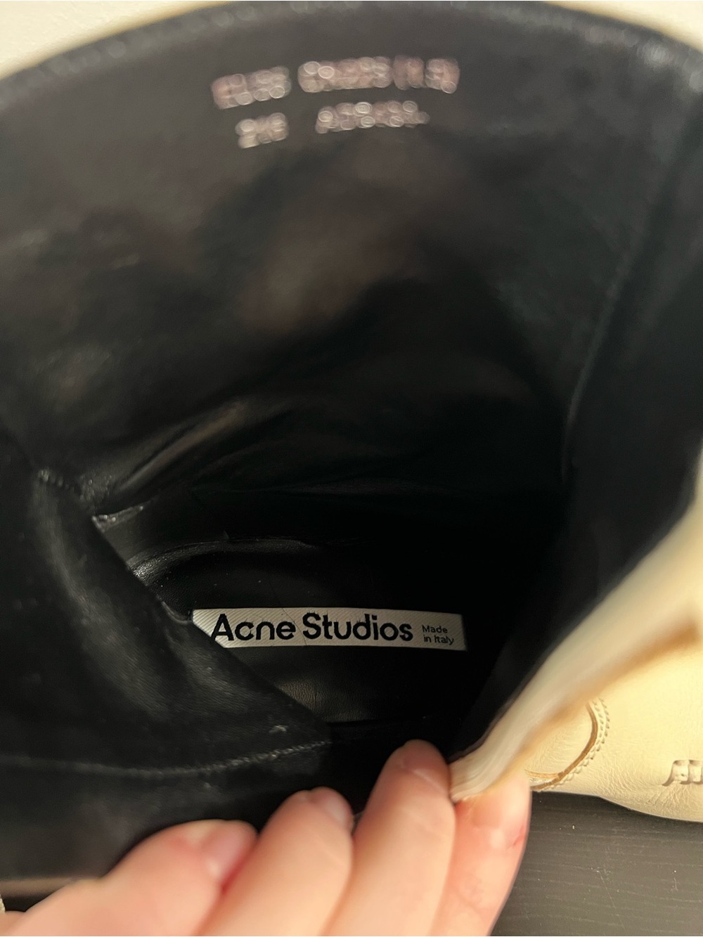 Acne Studios Women’s Cream Leather Square-Toe Ankle Boots Size EU 35 - Picture 7 of 13